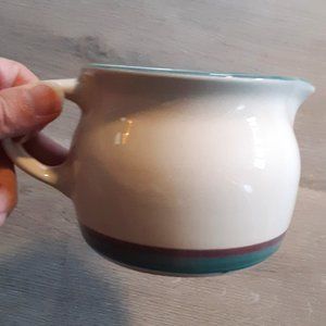 Pfaltzgraff Juniper gravy boat / sauce server